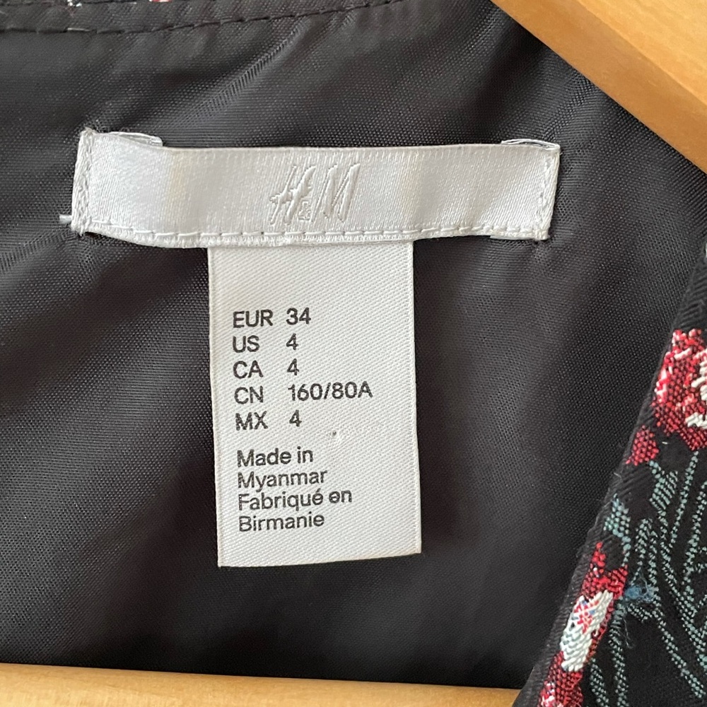 H&M - Picture 3 of 6